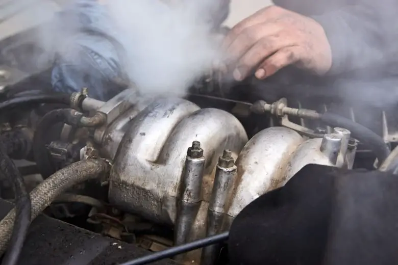 What damage can no oil do to an engine