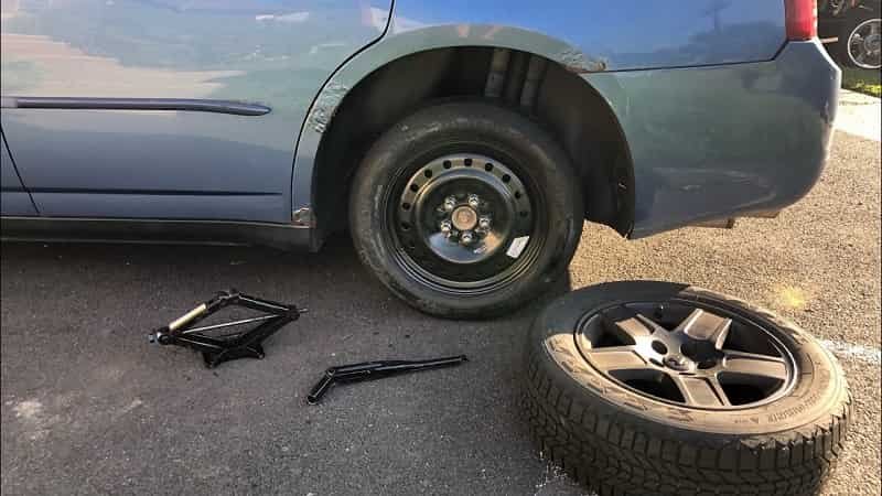 Can I drive 200 miles on a donut tire