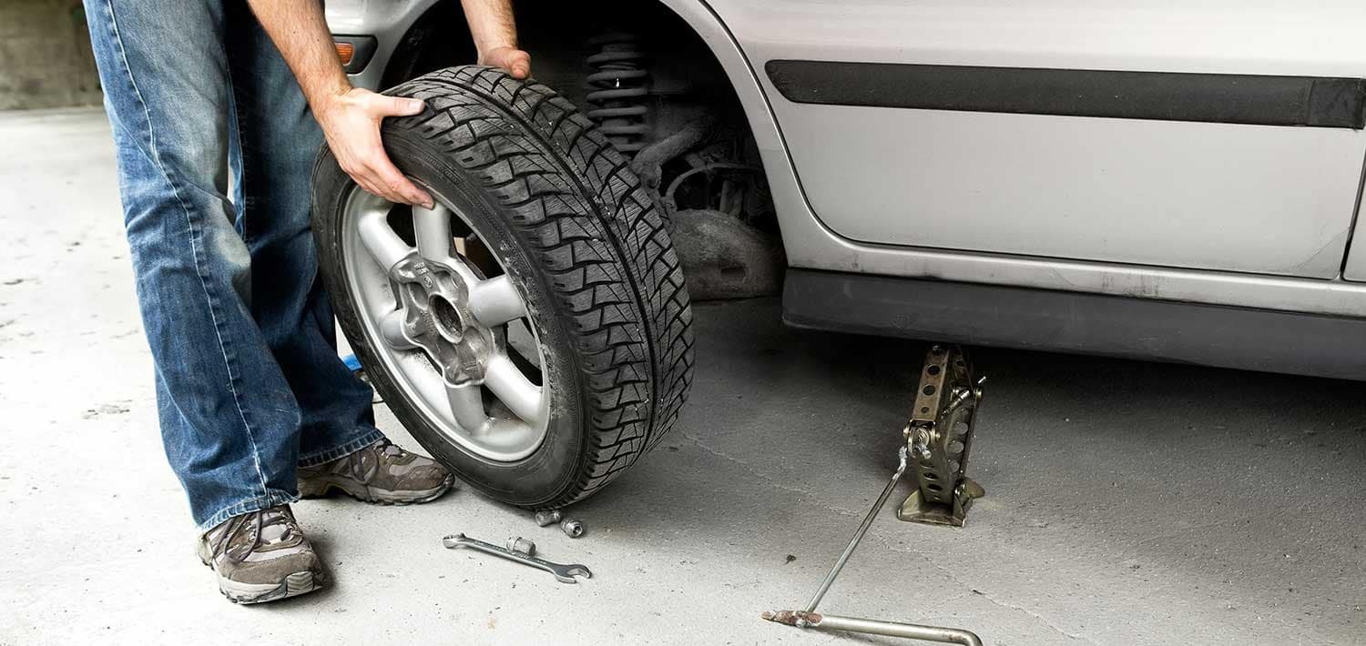 How Long Does It Take to Change a Tire