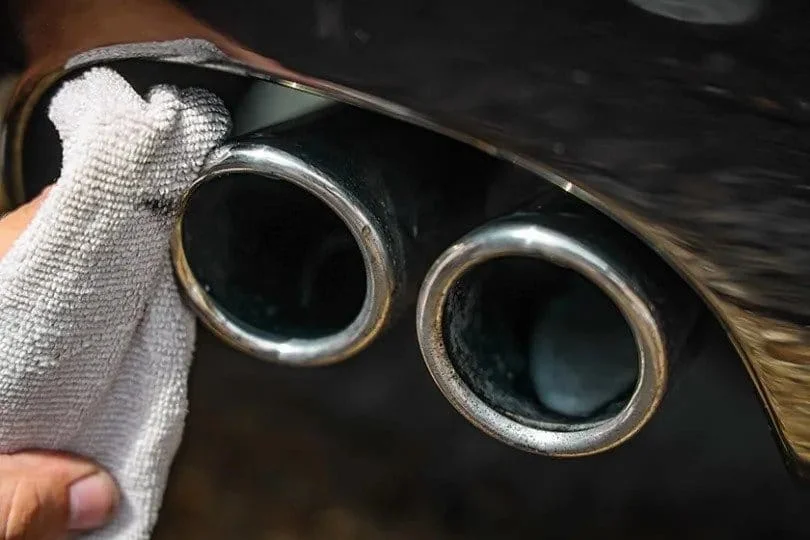 How to Clean Exhaust Tips