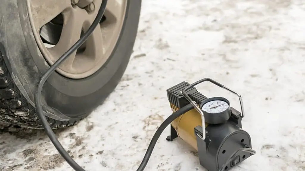 How to check if you have a slow leak in your tires