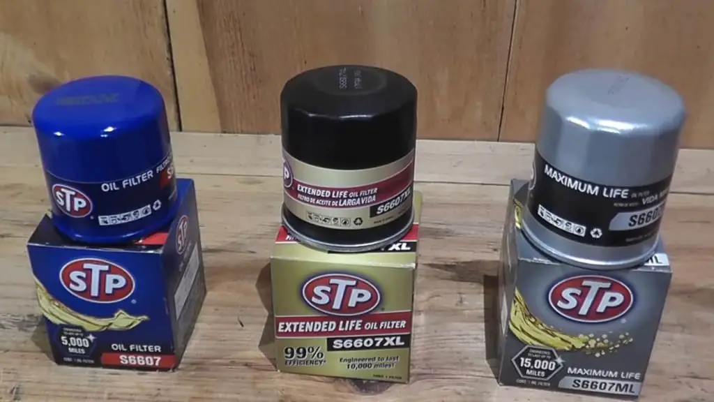Who makes STP oil filters