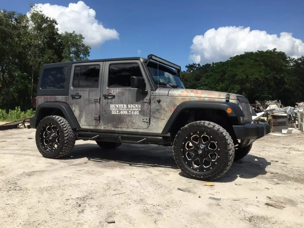 Jeep Wrangler Rusty Wrap