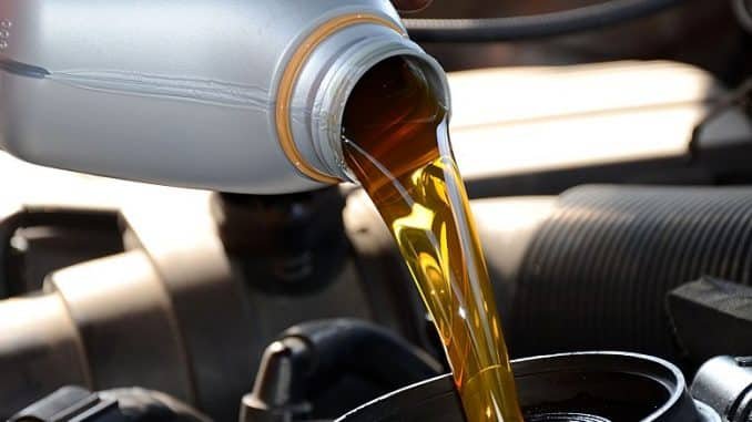 A guide to finding the oil capacity of a Jeep 4.0