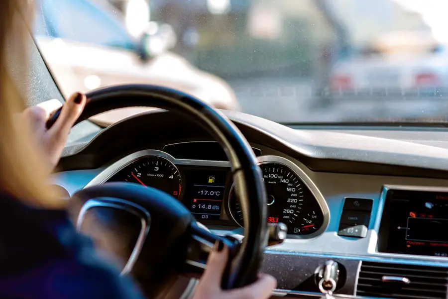 2 Common Causes Make Your Car Jerks When Stopped at Light